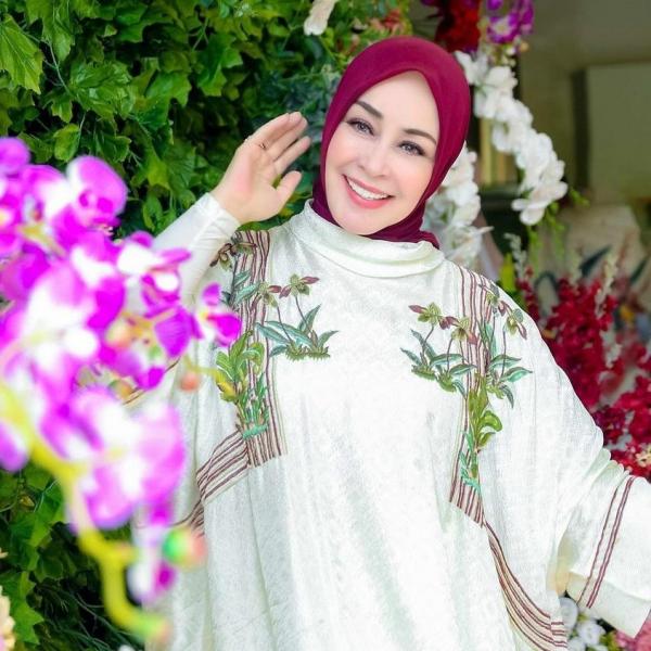 Artis Pernah Pacaran dengan Anggota Kerajaan, Chintami Atmanegara