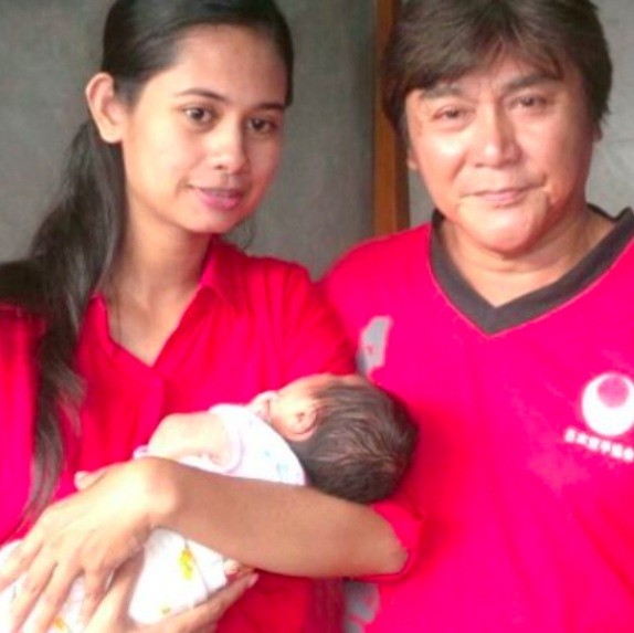 Artis Lawas Punya Anak Masih Kecil. (Foto: instagram)