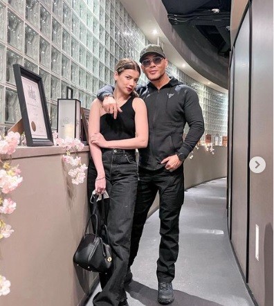 Deddy Corbuzier artis lama pacaran bertahan hingga ke pelaminan. (Foto: instagram)