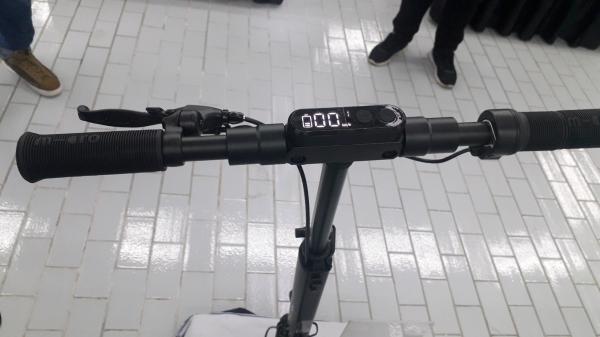 Mercedes Benz EScooter 4