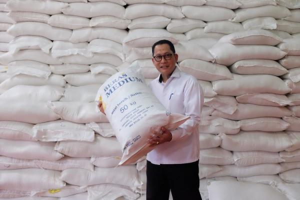 BULOG Catat Sejarah, Penyaluran Beras Operasi Pasar Tembus 1,2 Juta Ton