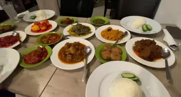 Viral, Makan Nasi Padang di Belanda Pakai Rendang hingga Tunjang Rp305.000 per Orang