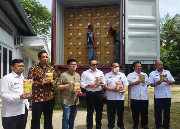 Produk olahan singkong sekaligus oleh-oleh khas Bojonegoro kembali menembus pasar ekspor. Kini produk dengan merek Matoh mengekspor produknya ke Malaysia. (Foto: (Avirista Midaada/MPI)