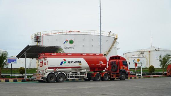 Kilang Dumai Terbakar Hebat, Bagaimana Nasib Stok BBM Pertamina?