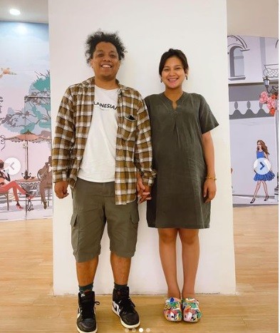Arie Keriting Indah Artis tak akur dengan mertua. (Foto: instagram)