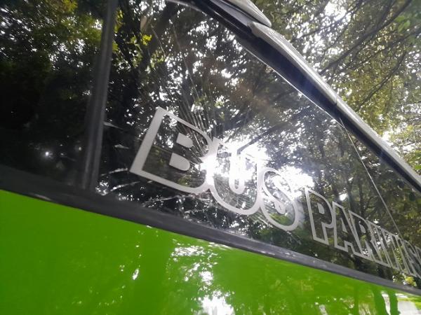 Bus Thailand diserang Bus Thailand diserang oknum suporter sebelum melawan Indonesia pada laga Piala AFF 2022 di Stadion Utama Gelora Bung Karno, Jakarta pada Kamis (29/12/2022). (Foto: MPI/Andri Bagus Syaeful)