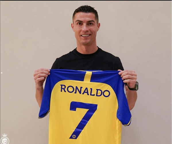 Ronaldo Instagram resmi klub Arab Saudi, Al-Nassr langsung banjir followers atau pengikut usai memboyong Cristiano Ronaldo. Jumlah saat ini mencapai 2,7 juta pengikut. (foto: Instagram/Al Nassr)