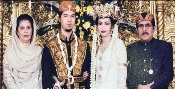 Artis Cerai di Usia 13 Tahun. (foto: istimewa)