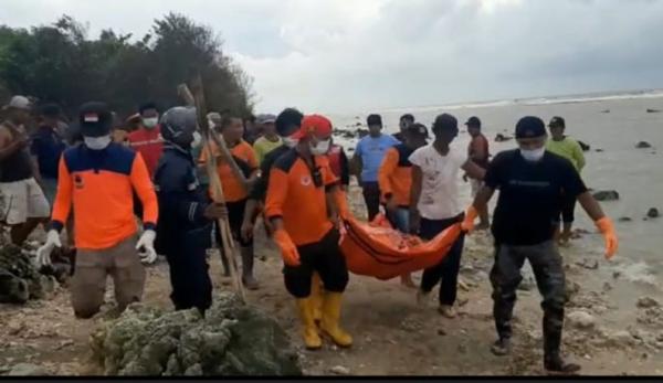 Jepara Gempar, Mayat Berkaus Calon Gubernur Lampung Ditemukan di Pantai Desa Bondo