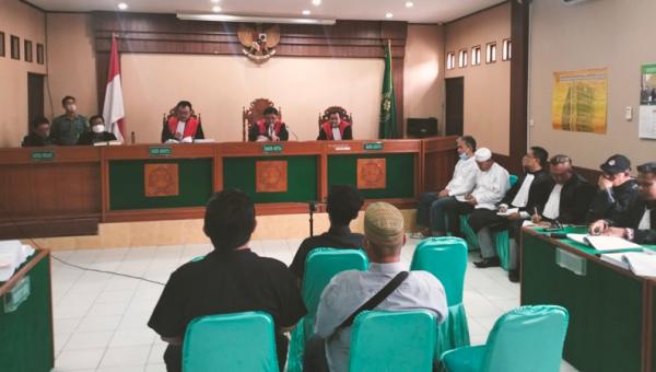 Sidang Bambang Tri dan Gus Nur di PN Solo, Teman Jokowi Jadi Saksi Pemberat