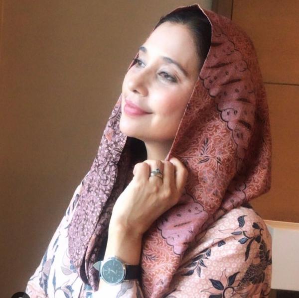 Artis Indonesia menikah dengan seleb dunia. (foto: instagram)