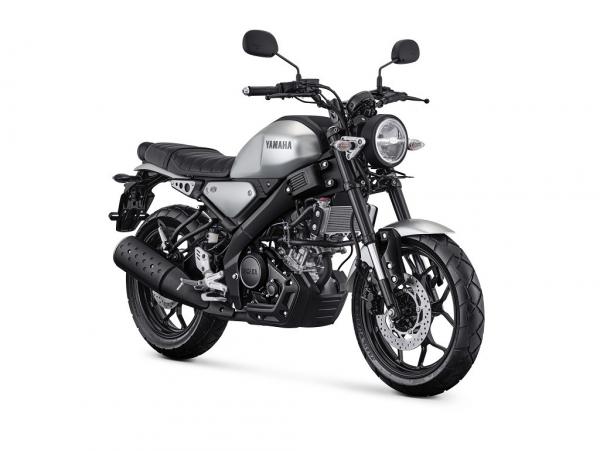 Yamaha XSR 155 Matte Silver Premium