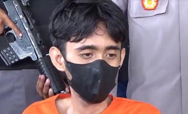 RAPB (26), pria asal Blitar yang membunuh AS. (Foto: Indira Arri)