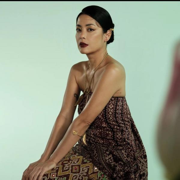 Artis lawas menikah dengan pengusaha tajir. (Foto: instagram)