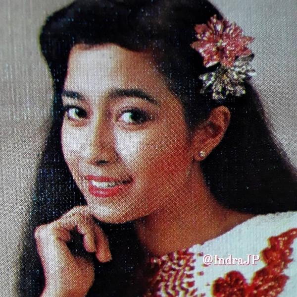 Artis lawas menikah dengan pengusaha tajir. (Foto: instagram)