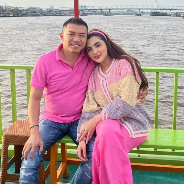 Artis Indonesia Punya Banyak Pembantu. (Foto: instagram)