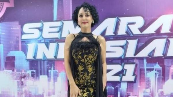 Meriam Bellina Artis lawas jauh dari gosip miring. (foto: instagram)