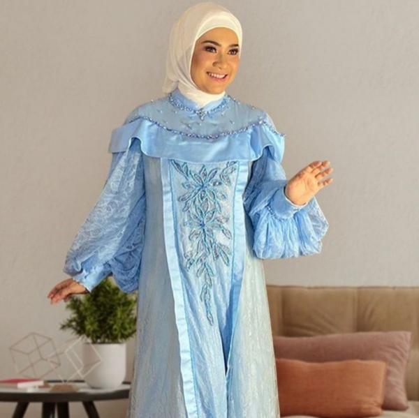 Screenshot 20230117 065752 Instagram Artis Lawas Pakai Hijab Masih Cantik. (Foto: instagram)