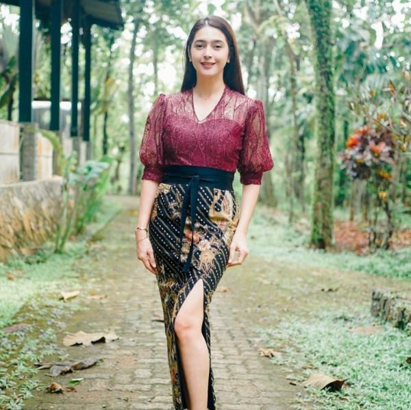 Artis Indonesia Keturunan Timur Tengah. (Foto: instagram)