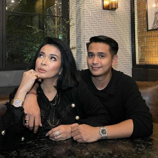 Artis Lawas Menikah dengan Brondong. (Foto: instagram)