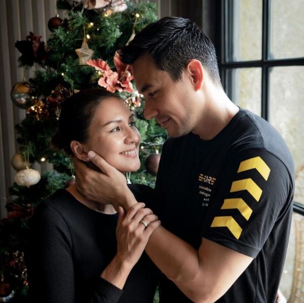 Artis Lawas Menikah dengan Brondong. (Foto: instagram)