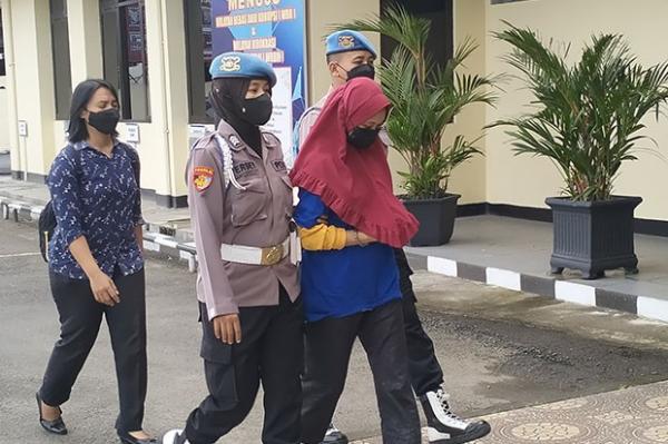 Miris, Usai Buang Bayi Mahasiswi Ini Langsung Melihat Pawai Di Malioboro