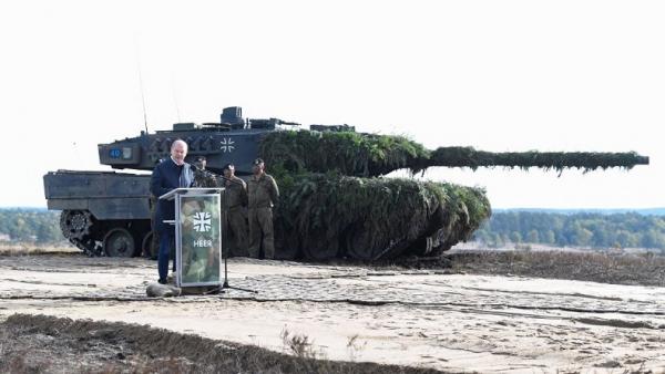 Infografis Jerman Didesak Kirim Tank Leopard 2 Ke Ukraina