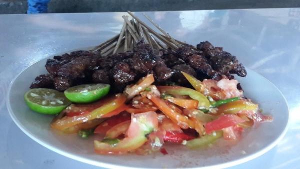 20160903 133426 Sate maranggi Purwakarta satu di antara sekian banyak makanan khas Sunda. (Foto: Istimewa)