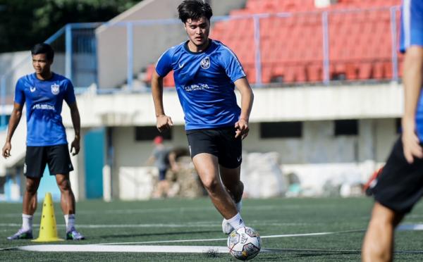 Brandon Scheunemann direkrut PSIS untuk memperkuat lini pertahanan. (Ist)