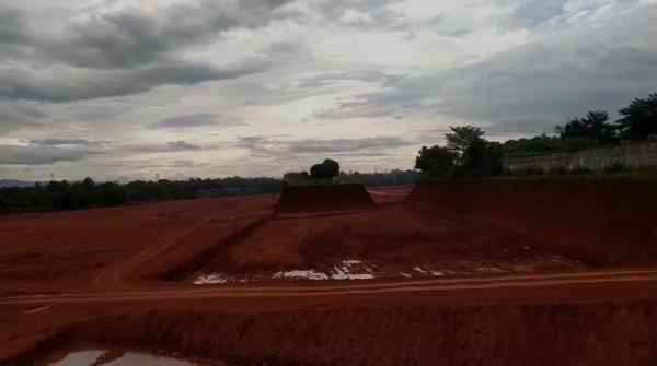Viral Makam di Tengah-Tengah Kompleks Proyek Pembangunan di Depok