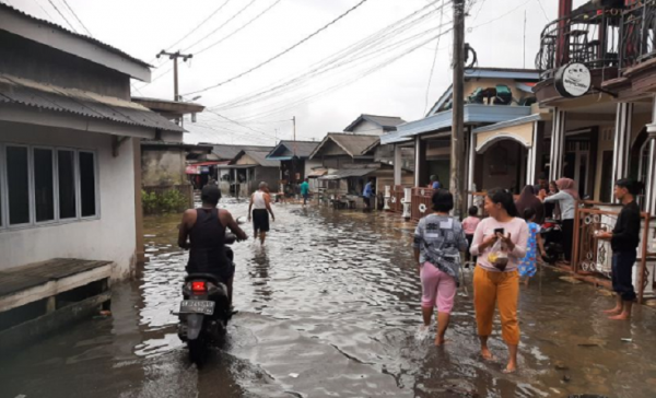 Bulan Purnama 5 Mei, Waspada Potensi Banjir Rob di 20 Wilayah Pesisir