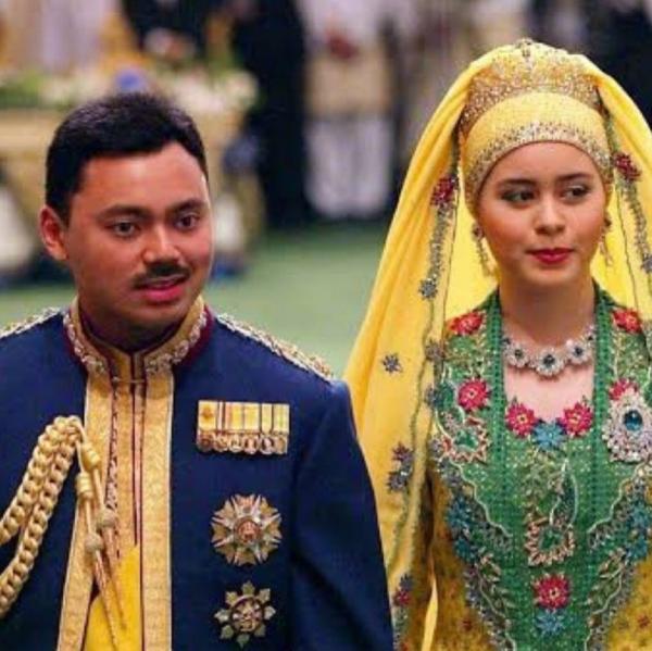 Perempuan Paling Beruntung Dinikahi Putra Mahkota Raja. (Foto: instagram)