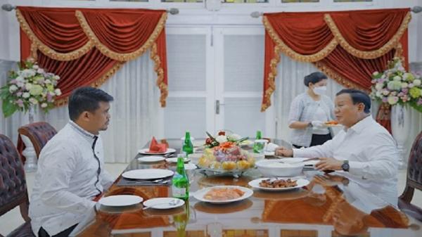 Menteri Pertahanan (Menhan) Prabowo Subianto Disuguhi Menu Khas Medan saat Berkunjung ke Rumah Dinas Bobby Nasution (Foto: Dok Pemkot Medan)