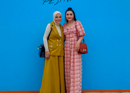 Artis Dekat dengan Orangtua. (Foto: Instagram)