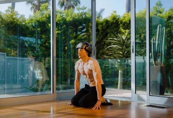 bryan johnson Bryan Johnson, pengusaha tajir 45 tahun habiskan puluhan juta demi jadi muda. Foto: IG Bryan Johnson