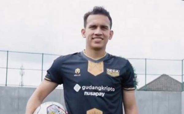 Egy Maulana Vikri Dewa United janji tak bakal halangi Egy Maulana Vikri jika ada tawaran dari klub luar negeri. Hal itu disampaikan langsung, CEO Dewa United, Ardian Satya Nagara. (Foto: Instagram/@dewaunitedfc_)