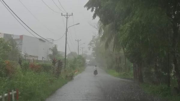 Hari Ini, Hujan Ringan Diprediksi Guyur Beberapa Kota Di Indonesia