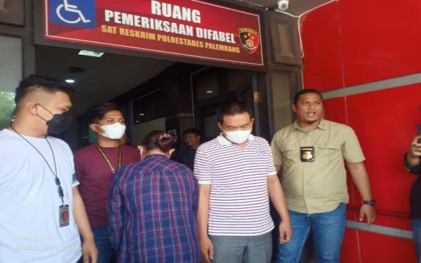 Pencopet Viral Dalam Mal Palembang Ditangkap, Pelaku Suami Istri 