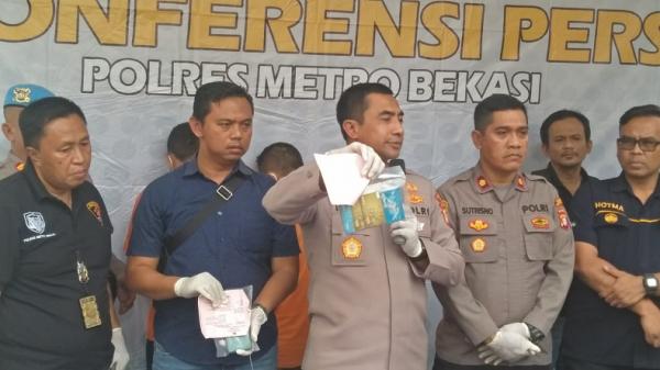 Polisi Tangkap Pelaku Ganjal ATM di Minimarket Bekasi dengan Tusuk Gigi, Korban Rugi Rp60 Juta
