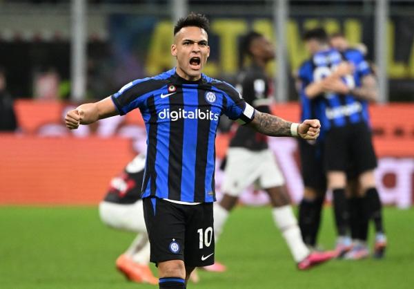 Martinez Inter Inter Milan menang 1-0 atas AC Milan dalam laga pekan ke-21 Liga Italia 2022/2023. Gol kemenangan Inter dicetak Lautaro Martinez. (foto: REUTERS).