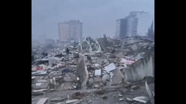 Penampakan Gempa Turki yang Tewaskan Puluhan Orang, Ada Gedung Rata Tanah<