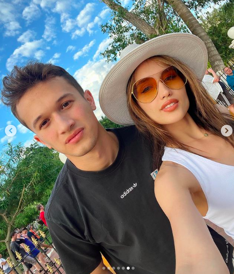 Potret cantik Cinta Laura liburan di di Eropa. (Foto: Instagram)