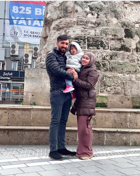 Deretan artis Indonesia tinggal di Turki. (Foto: instagram)