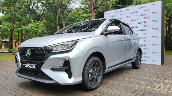 Daihatsu Ayla 1