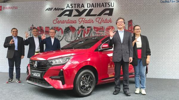 Daihatsu Ayla 4