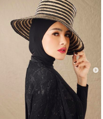 Screen Shot 2023 02 15 At 12 30 59 Potret cantik Olla Ramlan. (Foto: Instagram)