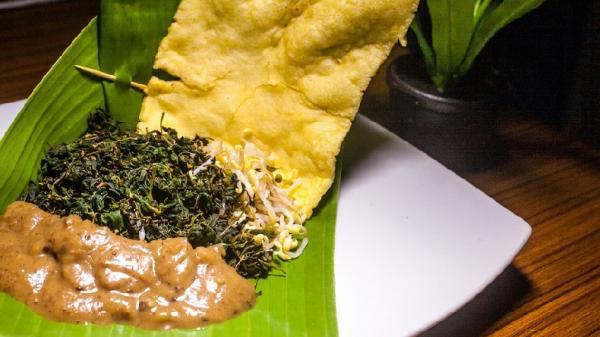 Pecel Semanggi Pecel Semanggi (Foto: Pemkot Surabaya)