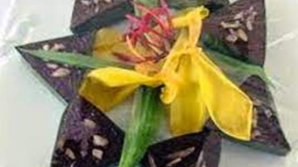 Wajik Hotang Wajik Hotang (Foto: Perpustakaan Digital Budaya Indonesia)