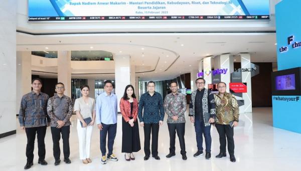 Hary Tanoe dan redaksi MNC Media berdiskusi dengan Nadiem Makarim (foto: Instagram Hary Tanoesoedibjo)