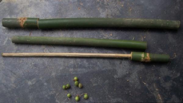 BEBELETOKAN Bebeletokan, pemainan anak Sunda. (FOTO: ISTIMEWA)